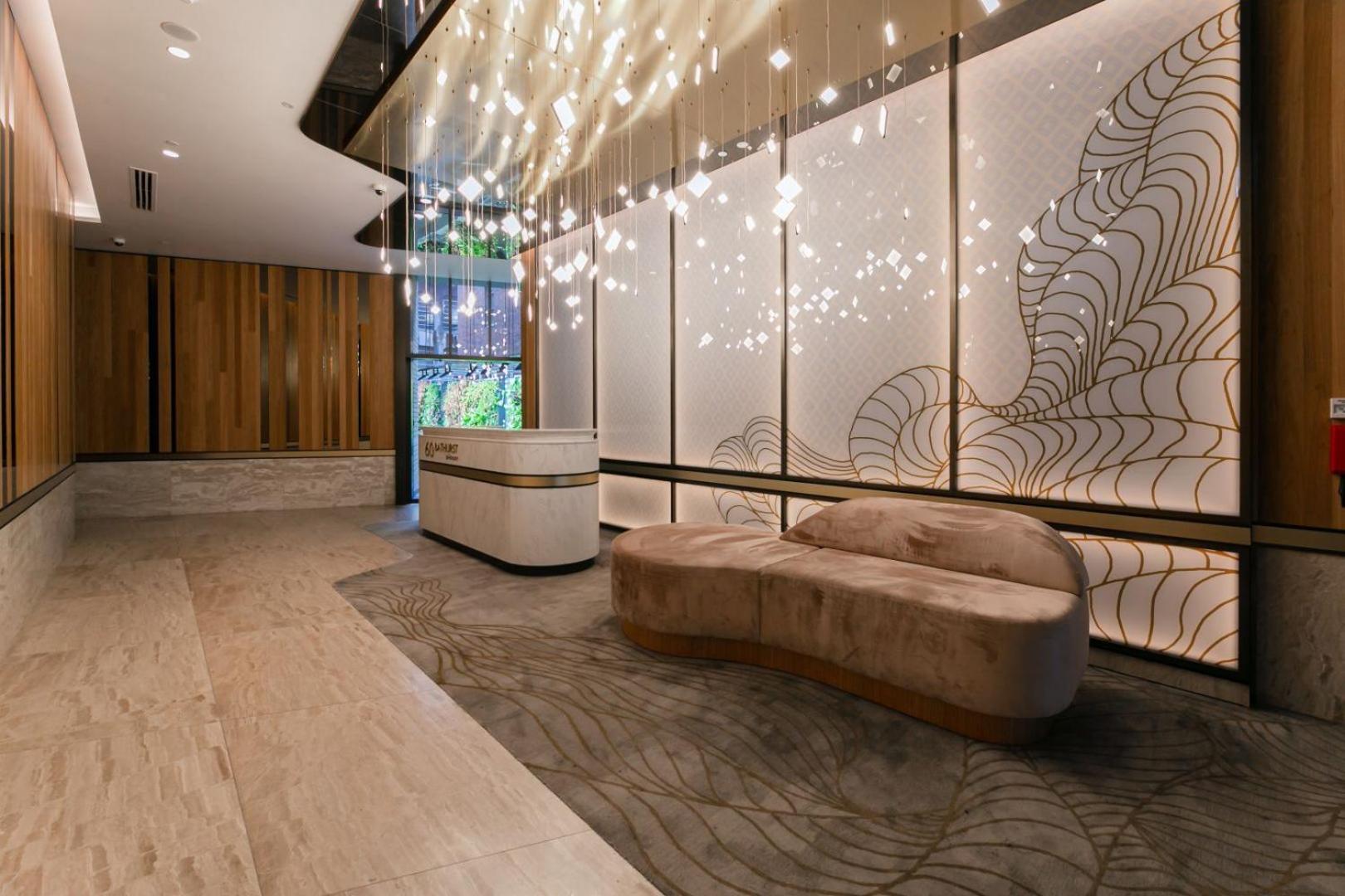 Luxury 2br 2ba & Free Parking - 5 Min Walk To Town Hall & Darling Harbour